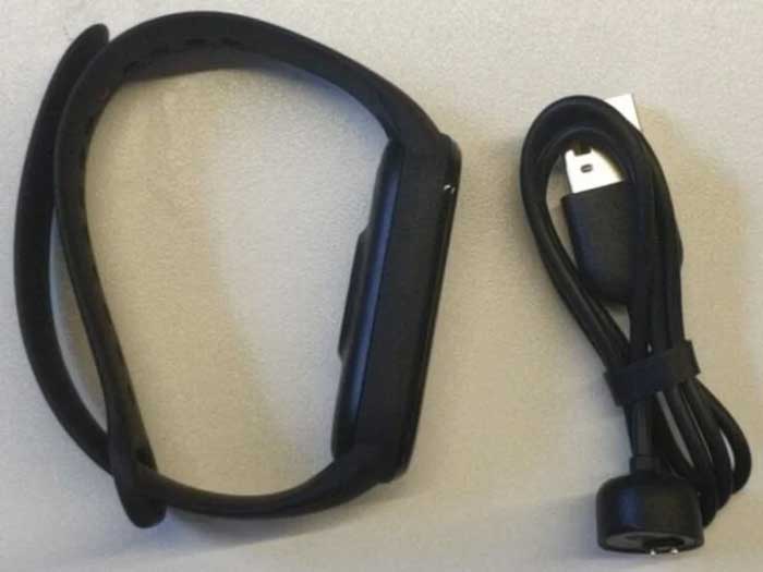 Uniklo Xiaomi-Mi-Band-6-images